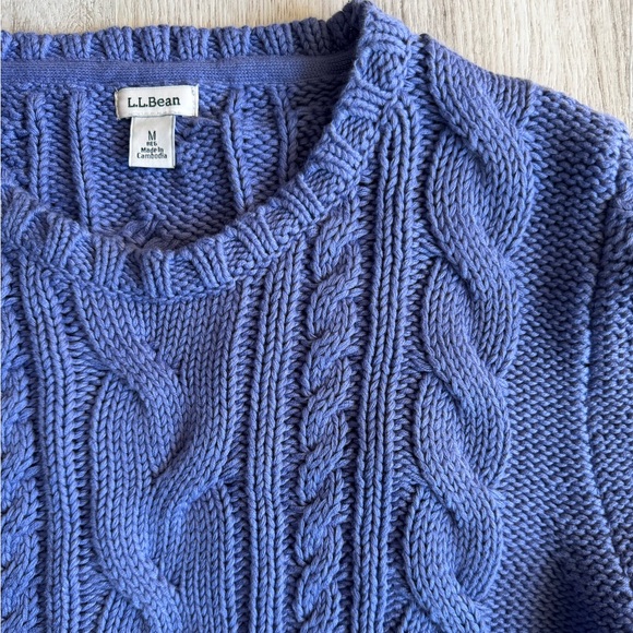 L.L. BEAN Periwinkle Purple Blue Cable Knit Cotton Crewneck Pullover Sweater Med - Picture 3 of 8